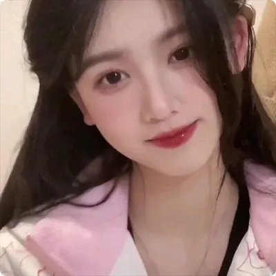 叻女外星人寻求共同体